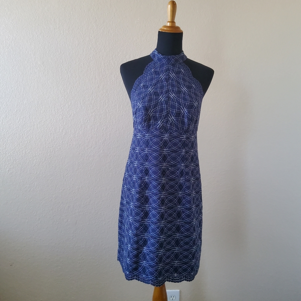 New TRINA TURK Mock Neck Halter Embroideted Lace Sheath Dress Size 6 Navy Blue